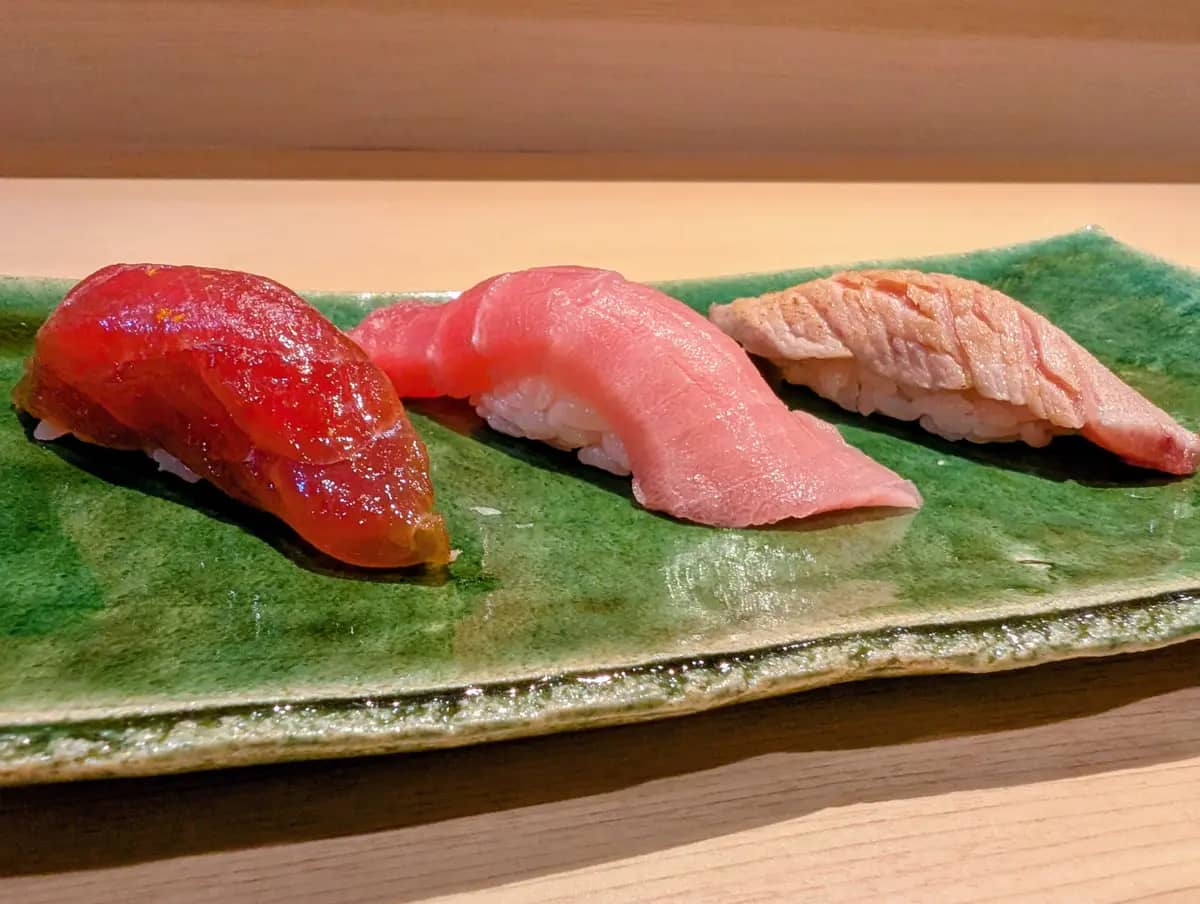 Omakase at REONA Sushi Tokyo features a tasting of various Maguro (tuna) cuts, from akami to otoro.